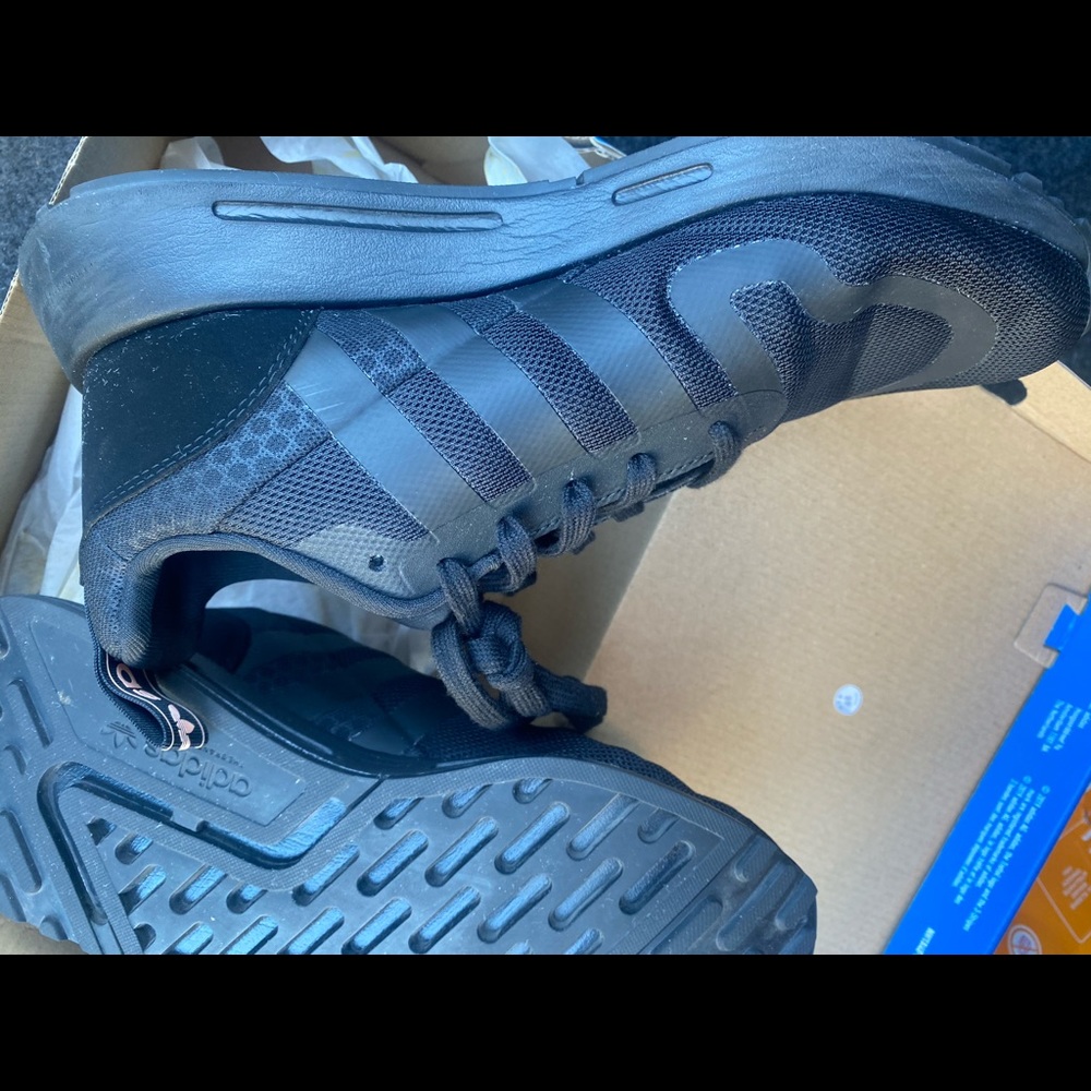 BLACK ADDIDAS - Picture 5 of 6